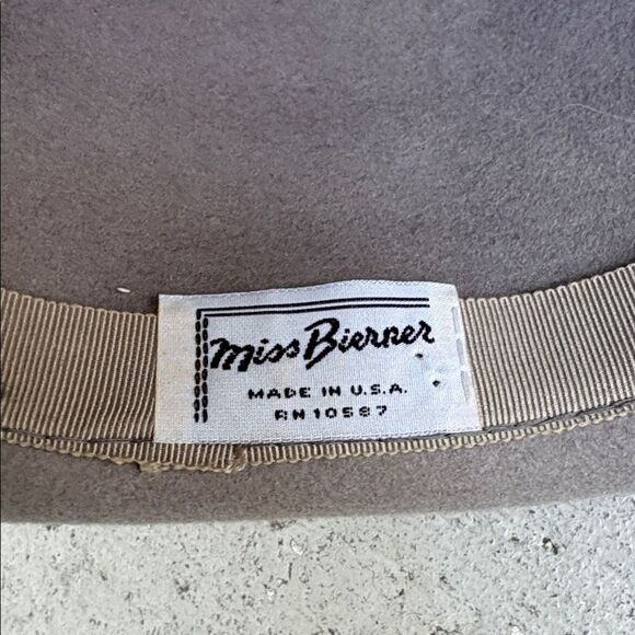 Miss Bierrer vintage hat main image 4